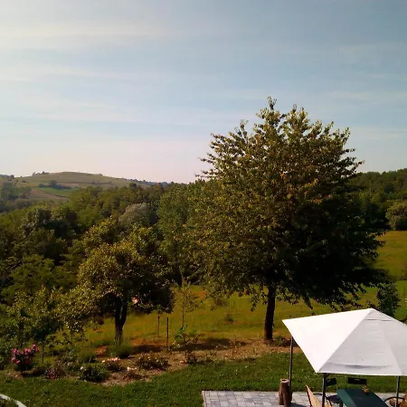 Cascina Valgomietta Casa Vacanze * Moncucco Torinese